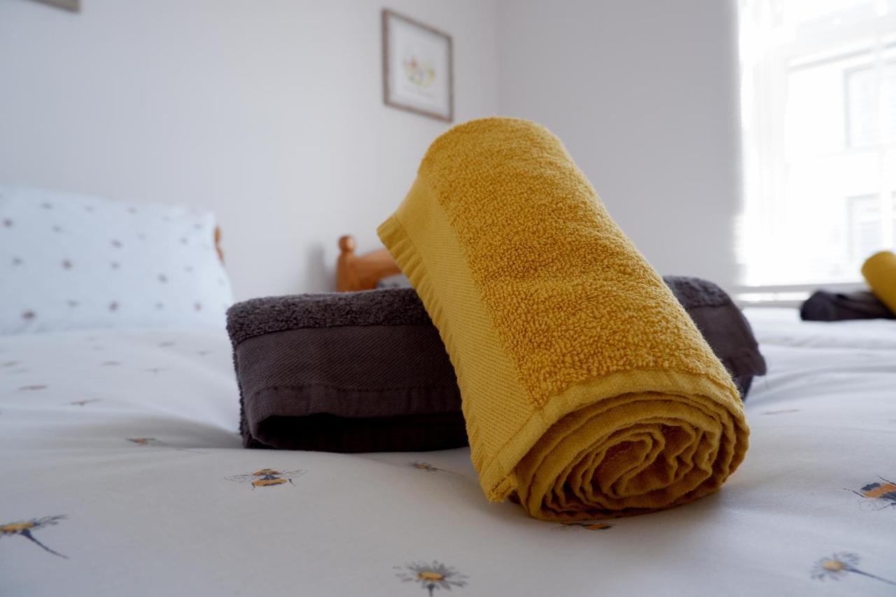 No 7 Quiet, Two Bedroom Ground Floor Flat In Tornagrain Great For Early Airport Departures Or Late Flights Dalcross Buitenkant foto